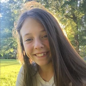 Meet your Posher, Lucy